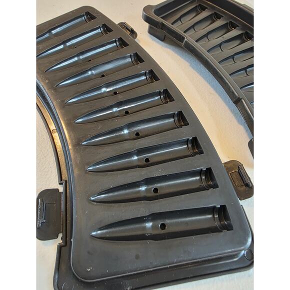 Machine Gun Bullets Ammo Ice Cube Tray Mold - Picture 4 of 5